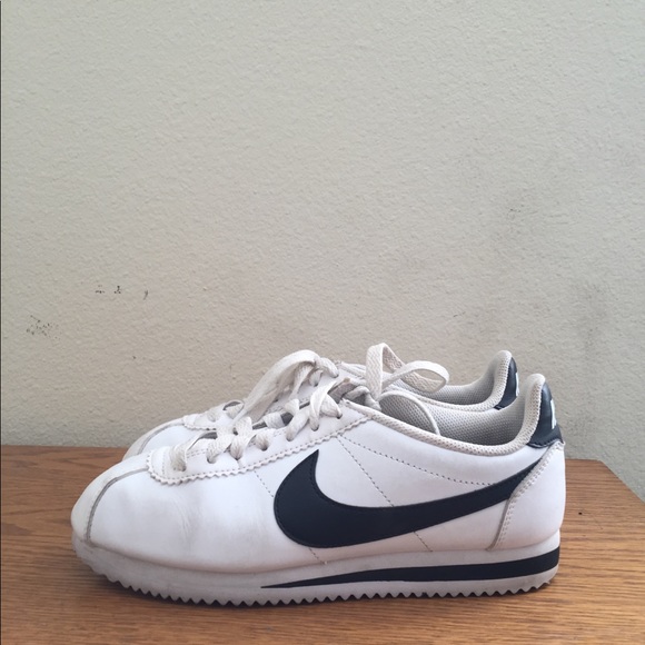 womens nike cortez size 7